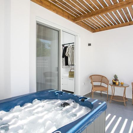 Calma Luxury Studios & Suites Faliraki Eksteriør billede