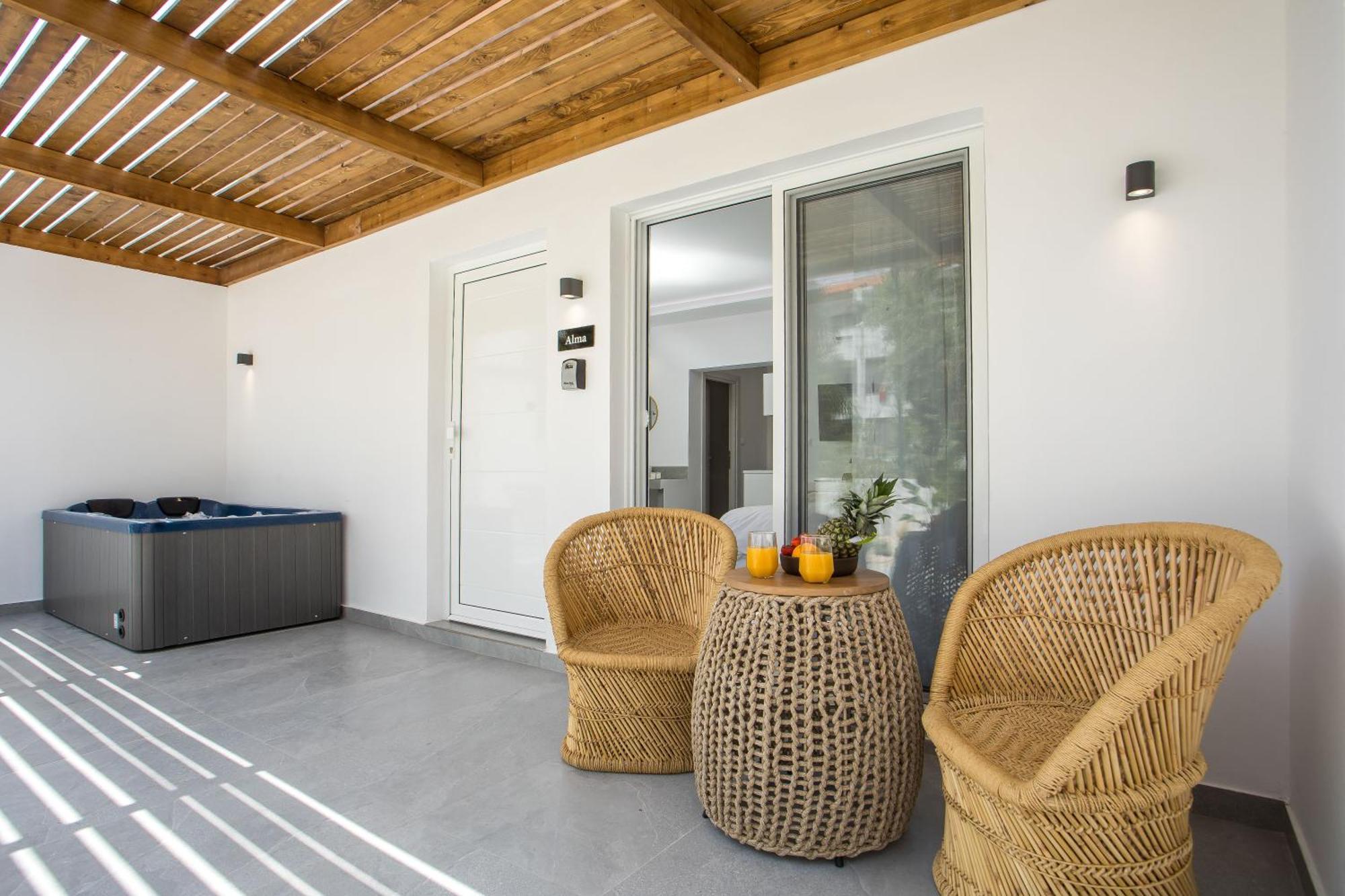 Calma Luxury Studios & Suites Faliraki Eksteriør billede