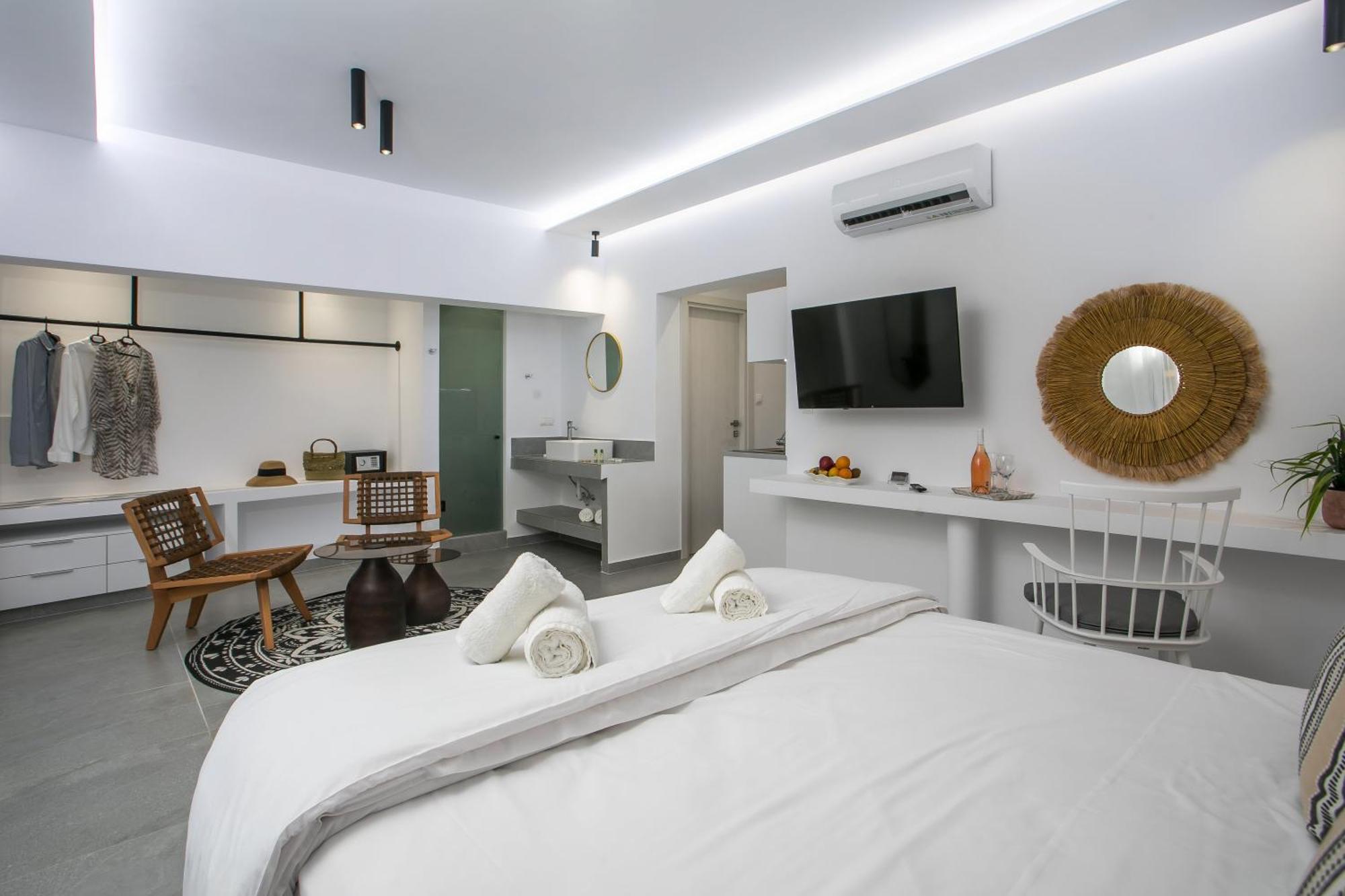 Calma Luxury Studios & Suites Faliraki Eksteriør billede