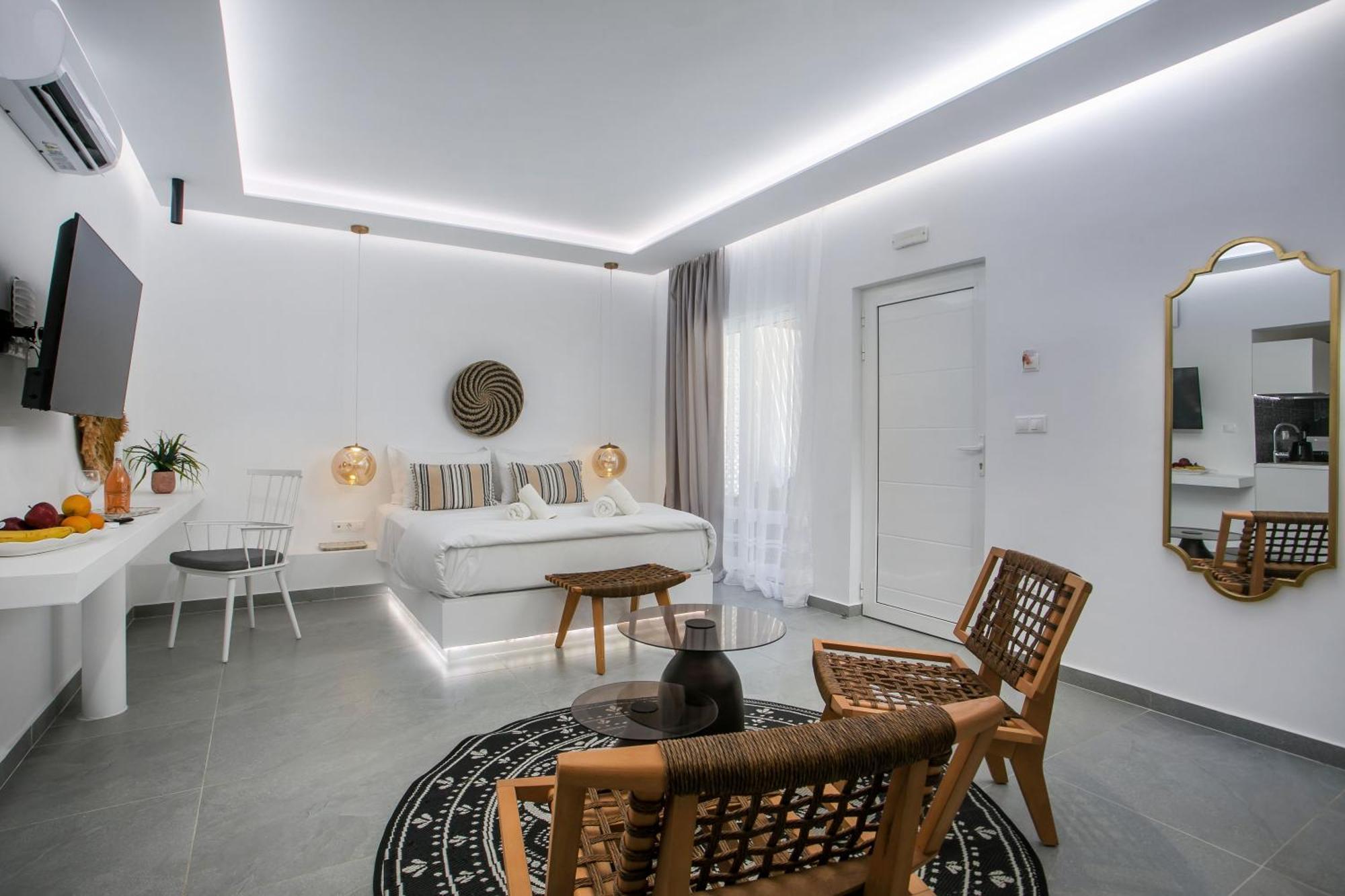 Calma Luxury Studios & Suites Faliraki Eksteriør billede