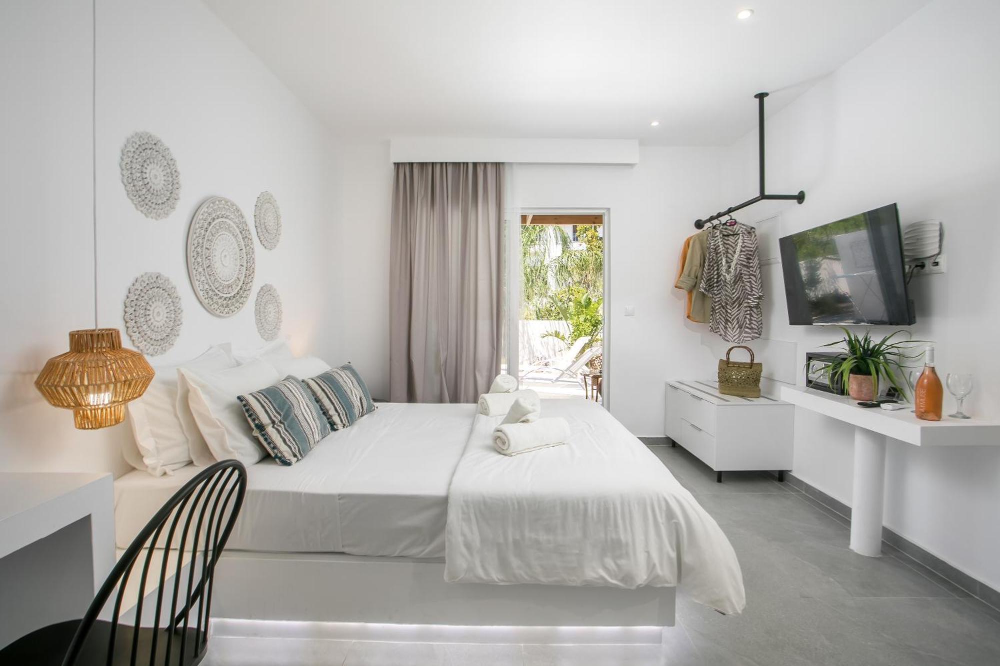 Calma Luxury Studios & Suites Faliraki Eksteriør billede