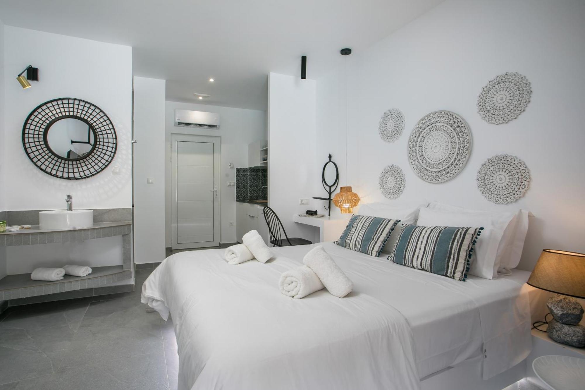Calma Luxury Studios & Suites Faliraki Eksteriør billede