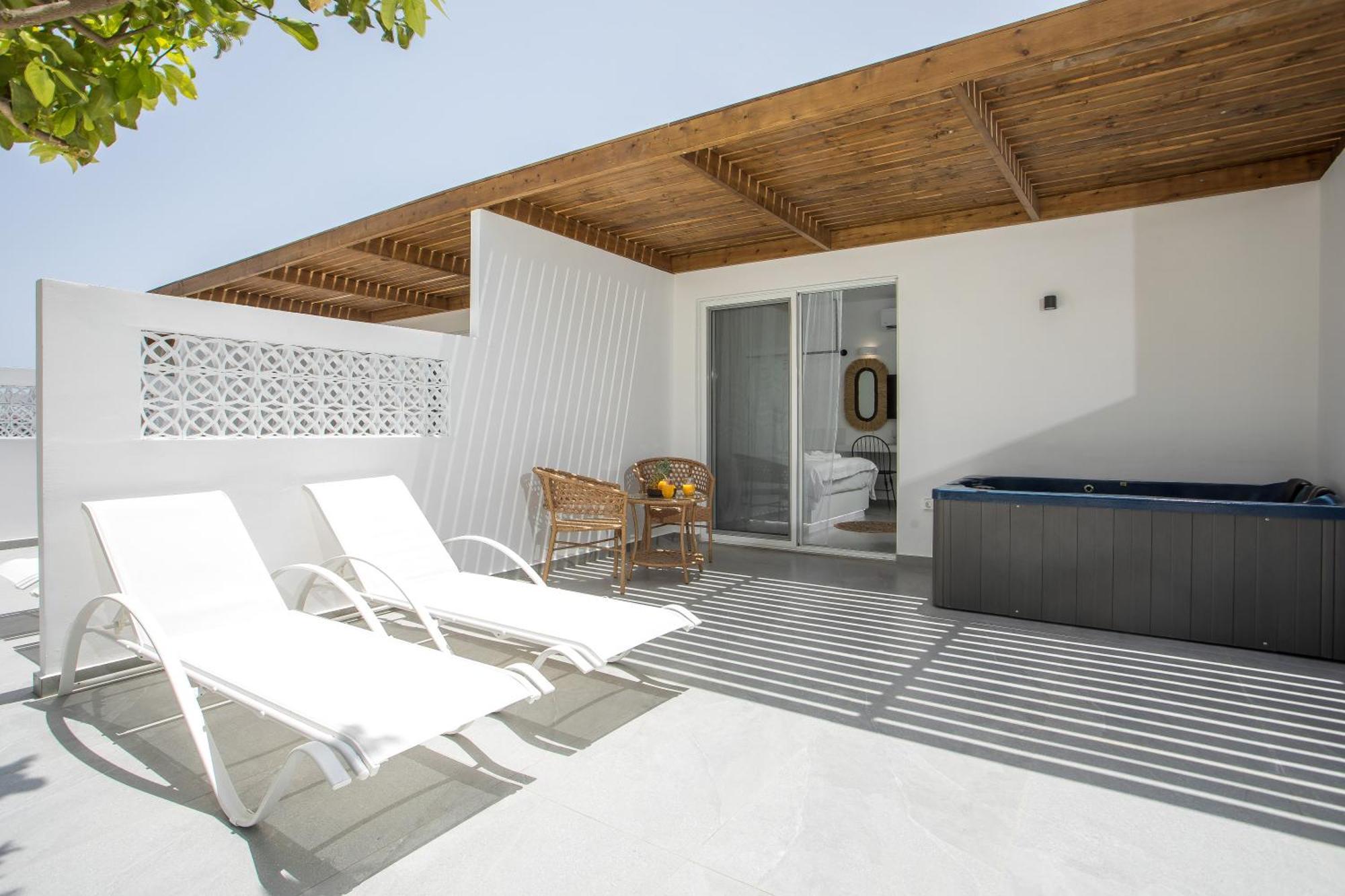 Calma Luxury Studios & Suites Faliraki Eksteriør billede