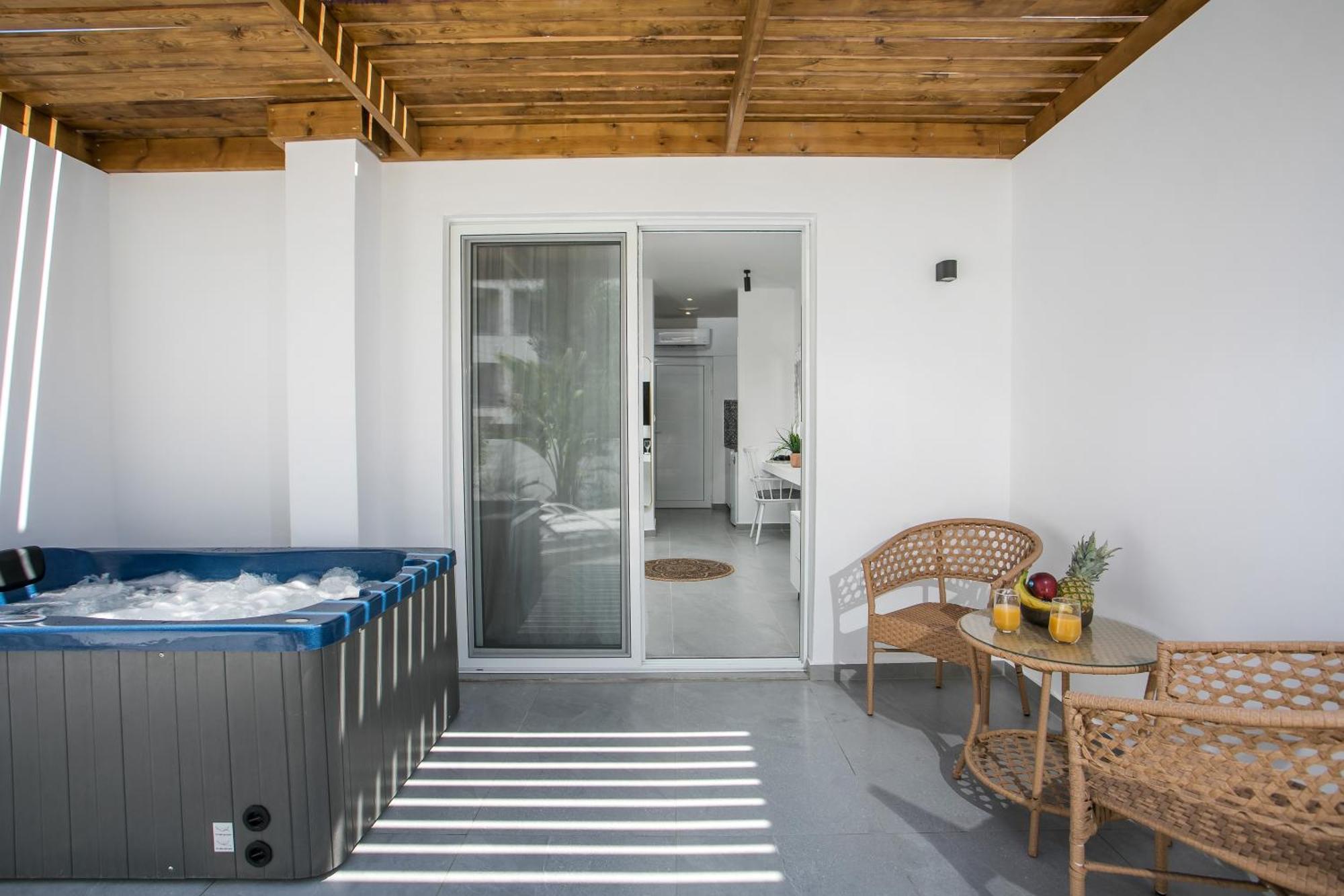 Calma Luxury Studios & Suites Faliraki Eksteriør billede